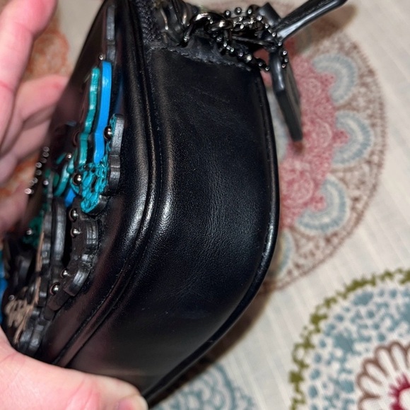 Coach Butterfly Appliqué Crossbody Clutch in Pebble Leather. - Picture 15 of 16